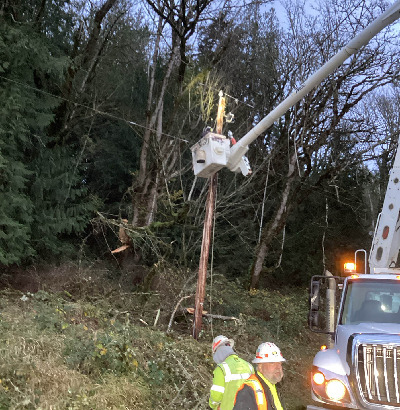 Puget Sound Energy - Emergency and Storm Restoration - High Voltage